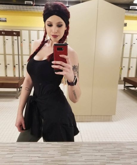 Madison Agnew naked pornstar gallery