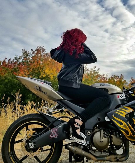 Madison Agnew hot actress img