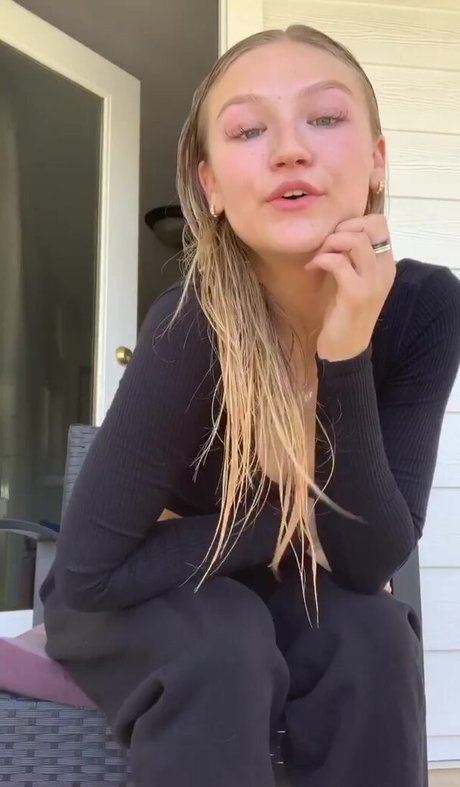 Autumn Miller pretty model images