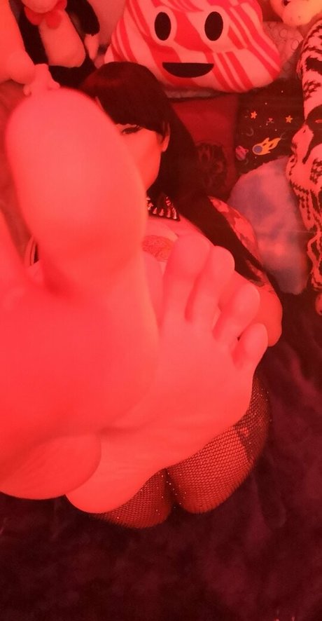 mclovinnteases model naked galleries