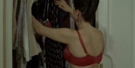 Hiam Abbass model naked image