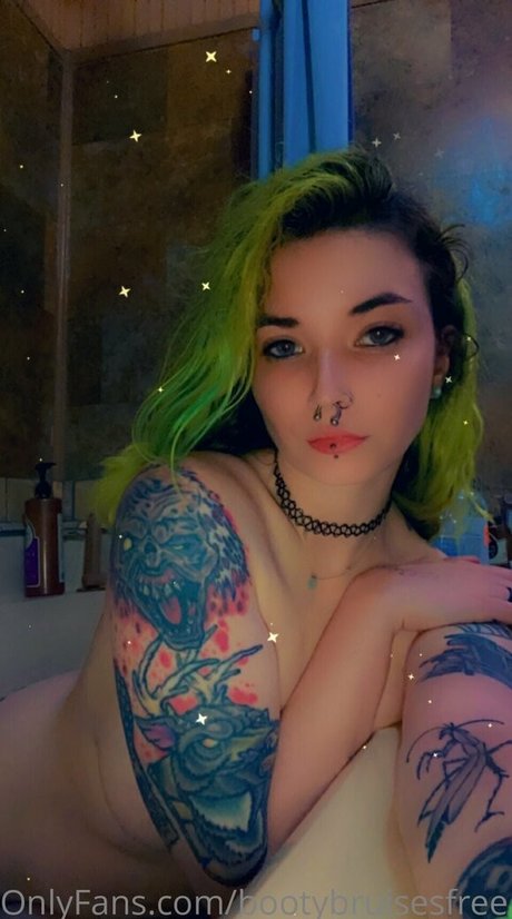 bootybruisesfree top model image