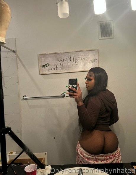 robynhated pornstar hd photo