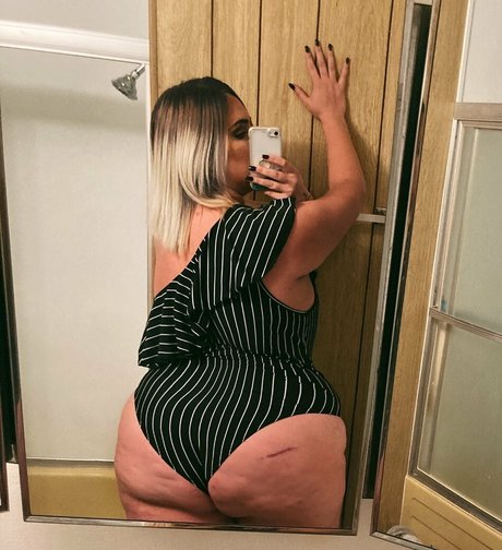 luxxxstone sexy pornstar galleries