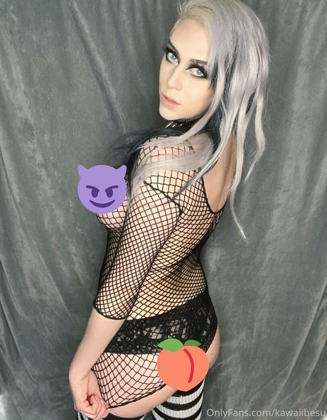 kawaiibesu model xxx image