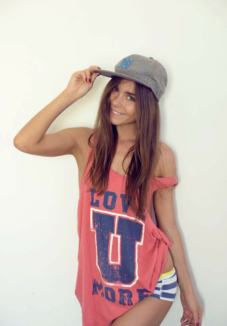 Guerlain model galleries