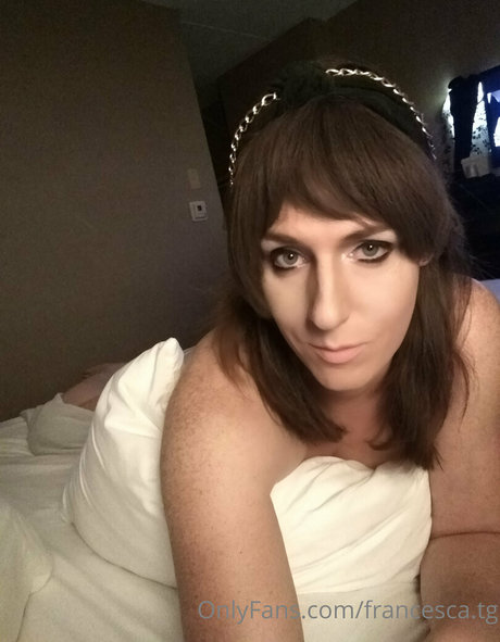 francesca tg naked star img