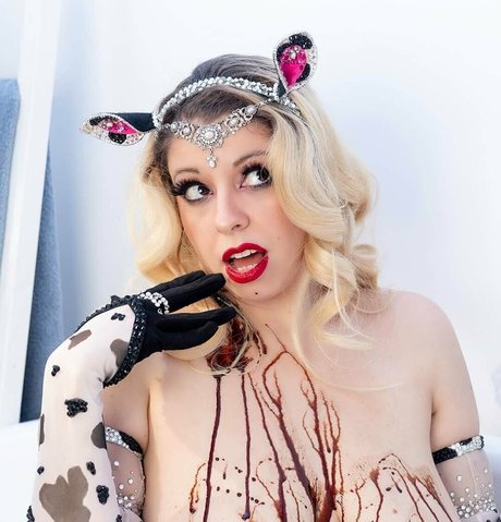 wilddlilah art actress gallery