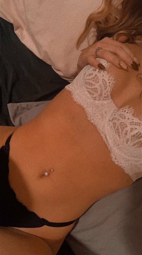 kenna1124 art model image