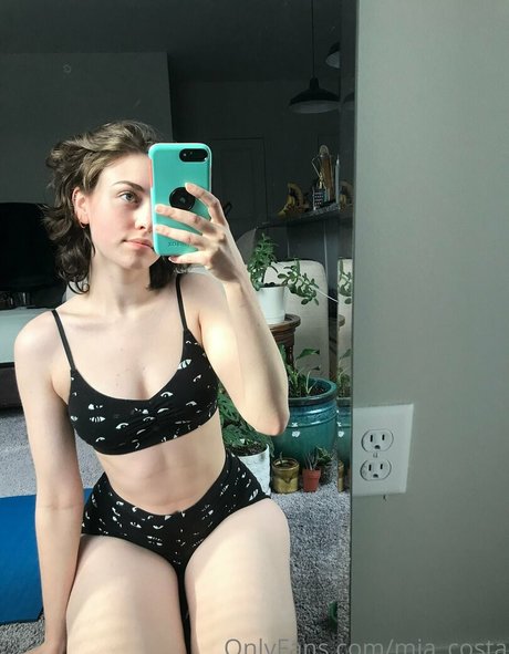 miaxcosta nice actress image