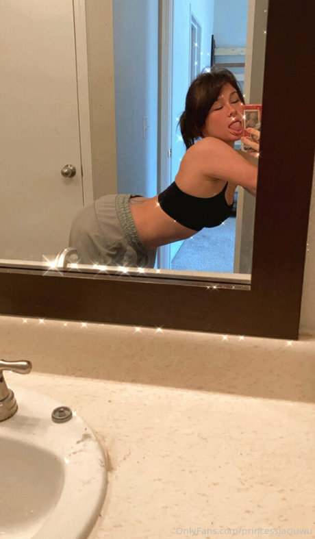 jacikitten model exclusive picture