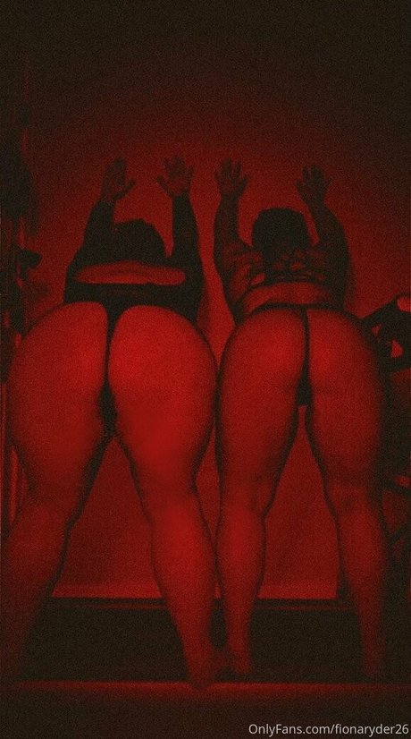 fionaryder26 model exclusive pictures