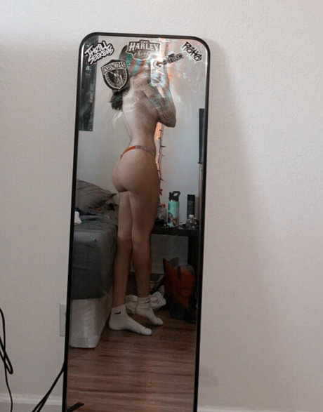 Frost 4070 erotic actress picture