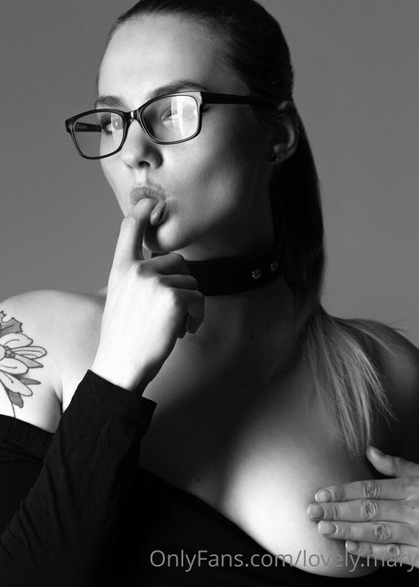 lovelymary666 star hd photo