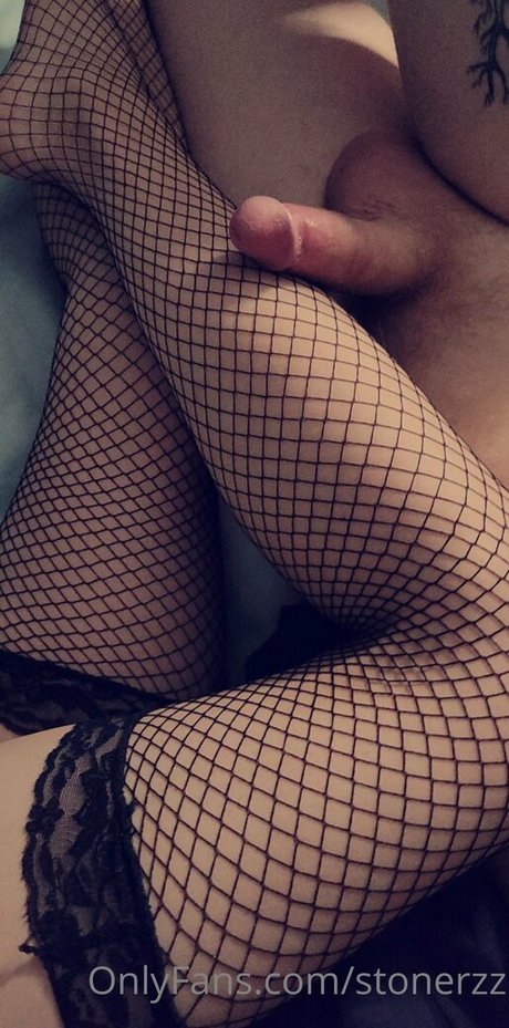 stonerzz exclusive pornstar img