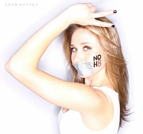 Rita Volk model top images