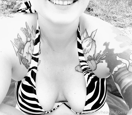 heavyrubberette star free archive