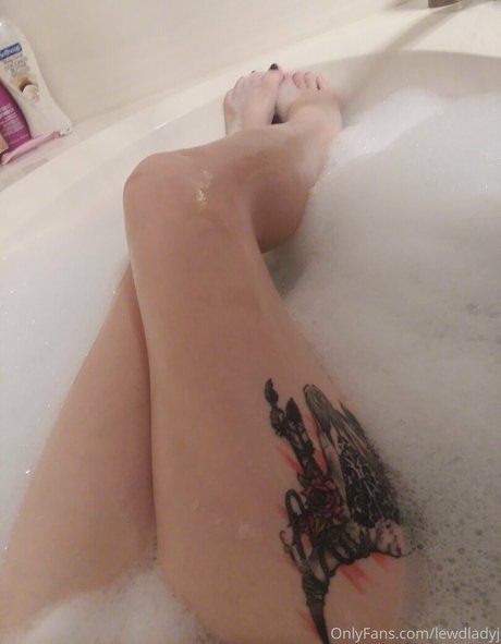 Lewdladyj sex pornstar gallery