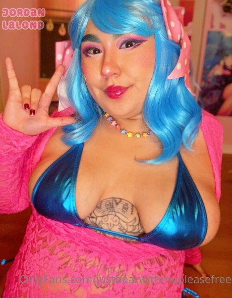 justbearwithmepleasefree pretty actress photo