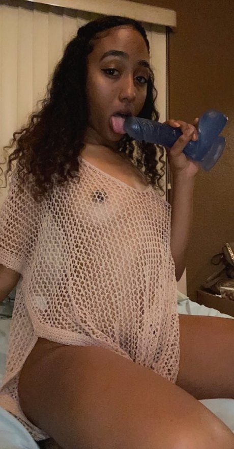 Heavenbaee model top archive