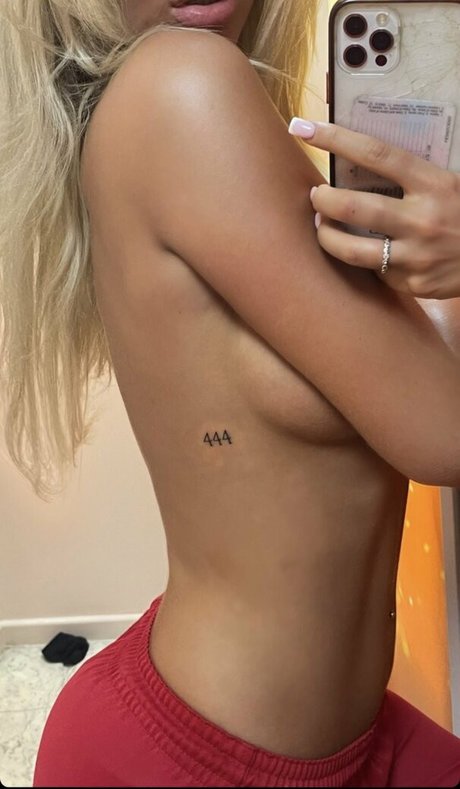 Amber Woods pornstar free galleries