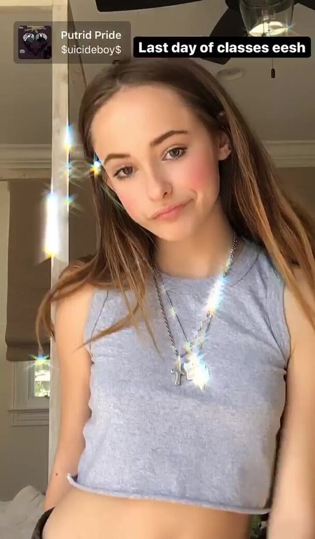 Ava Cooper hd model images