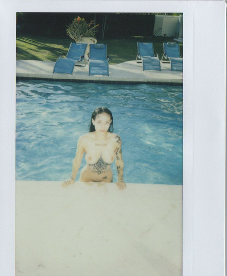 Lavishsuicide star pornographic picture