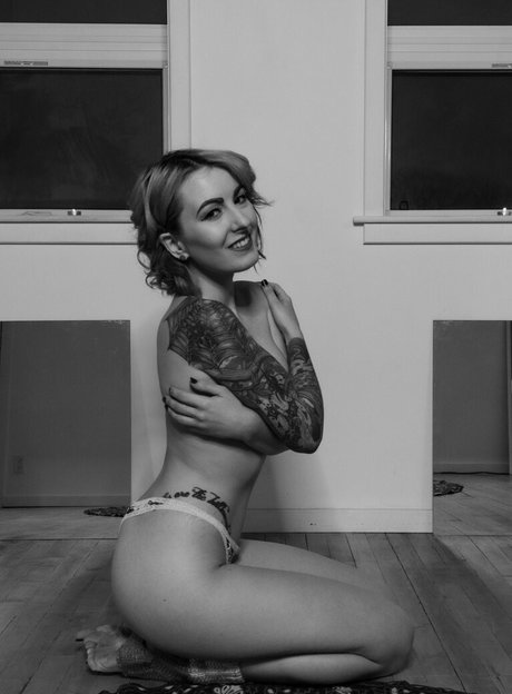 bellatrix pornstar erotic pics