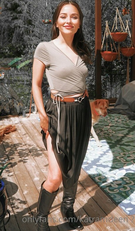 Kjaneway art star archive