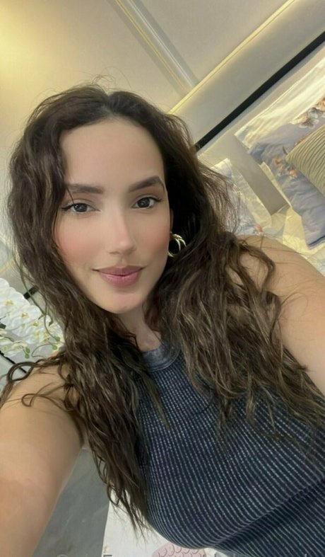 dulceprada pretty actress image