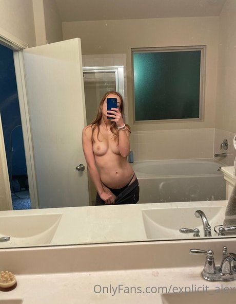 explicit alex beautiful actress photo