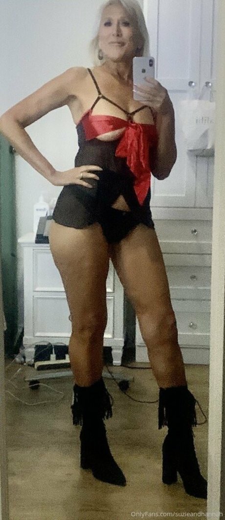 suzieandhannah sex actress pic