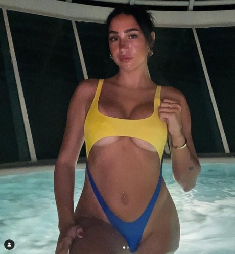 Verity Miller model high quality picture