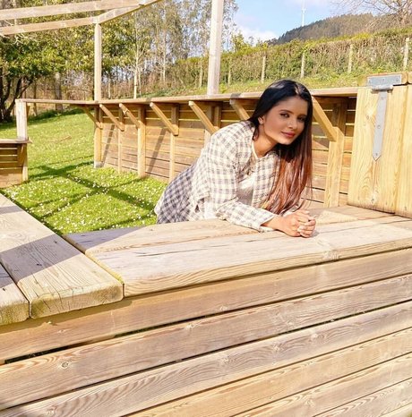 Resha Antony high quality model pic