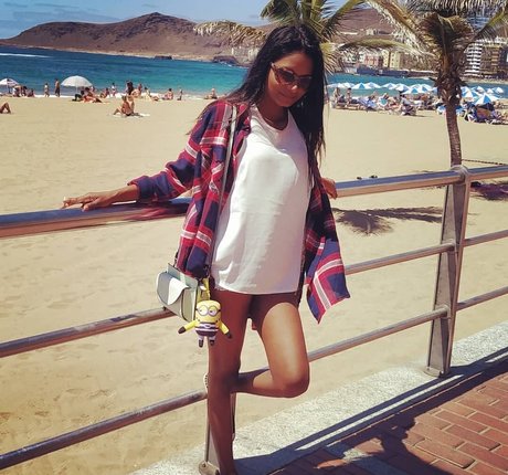 Resha Antony model pretty photo