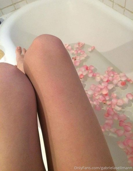 gabrielasellmann model xxx picture