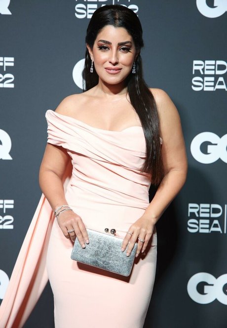 Ayten Amer beautiful star pics