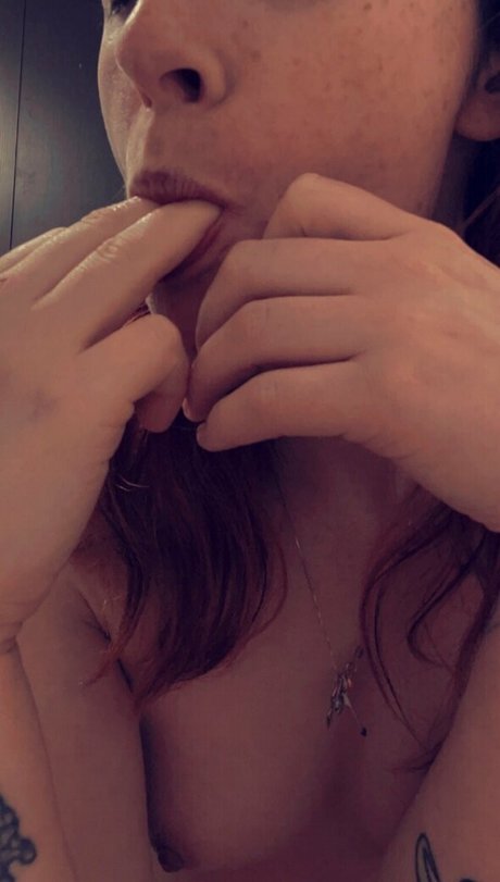 miniloupxxx pornstar erotic pic