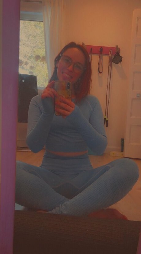 miniloupxxx model free photo