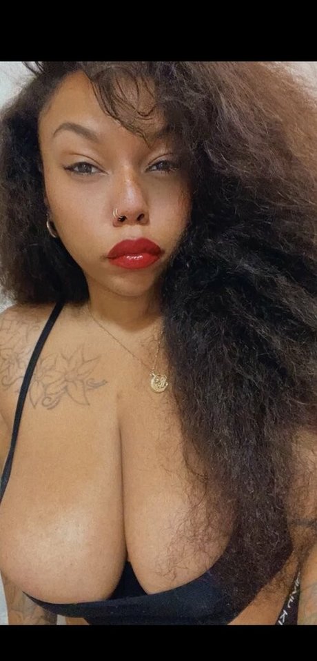 BadGyalGoodLife pornstar beautiful image