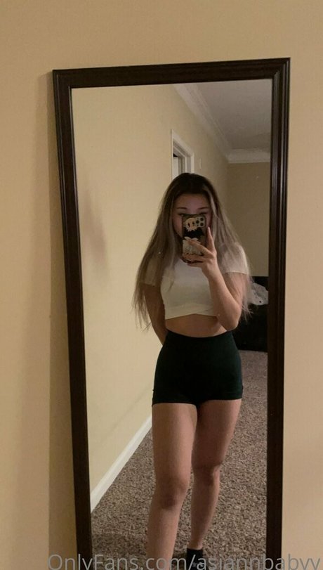 asiannbabyy free star galleries