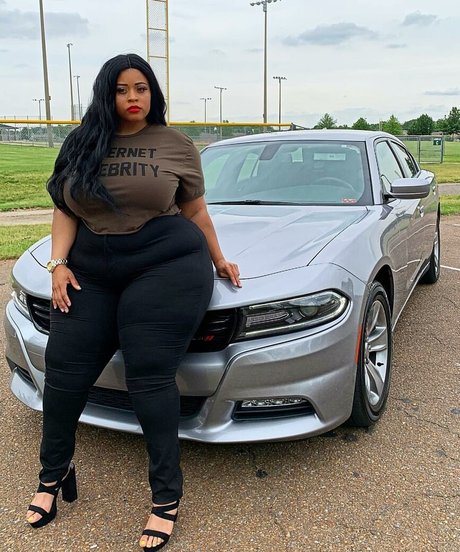 Jasmine Gunn star erotic picture