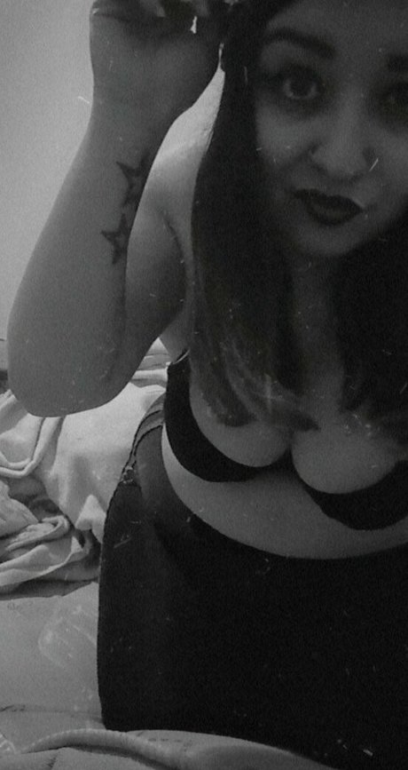 c blkheart art model photos