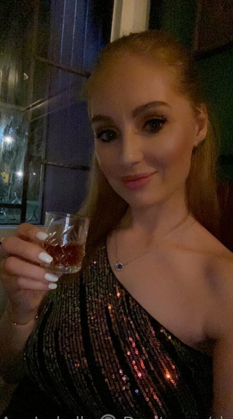 ms ava isabella model adult pictures