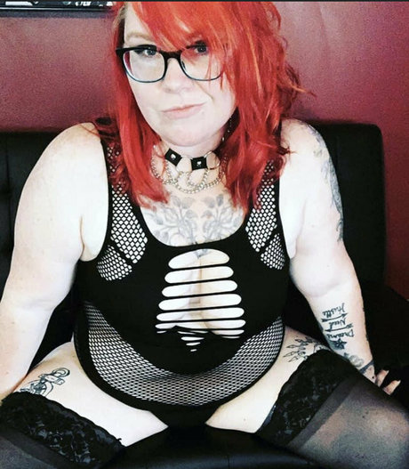 mandymayhemofficial naked star archive