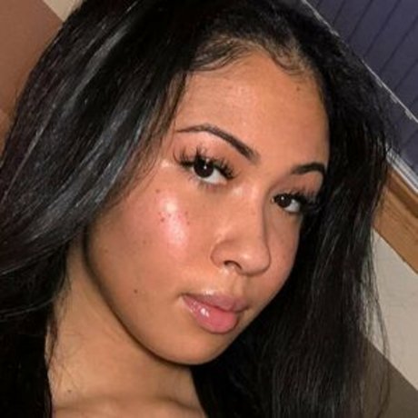 Danielle Ramona naked pornstar gallery