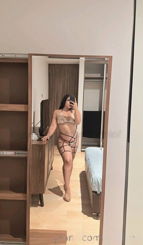 emilyml sexy pornstar img