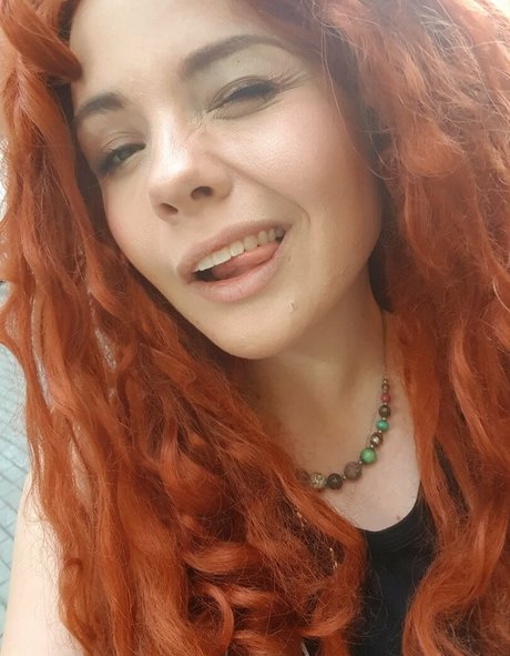 Fenix Fatalist star adult image