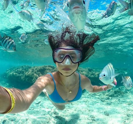 Daniele Lopes top actress galleries