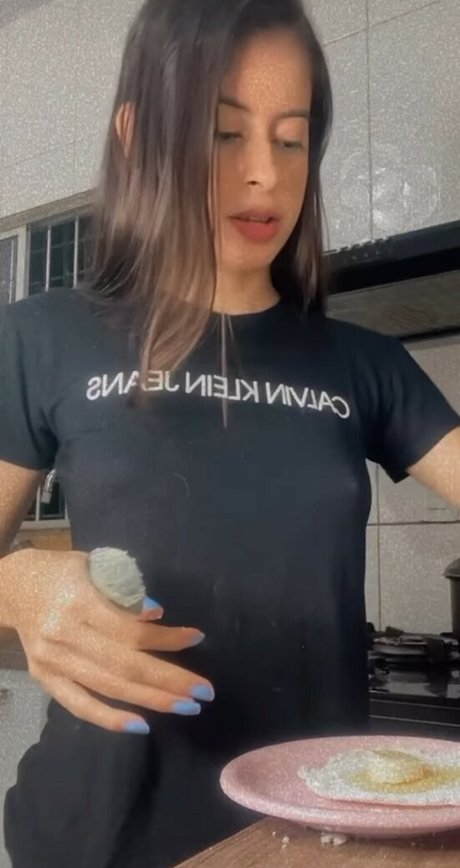 Daniele Lopes adult model img